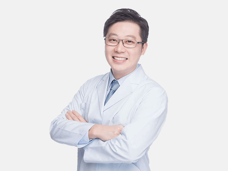 院長 翁榜 醫師